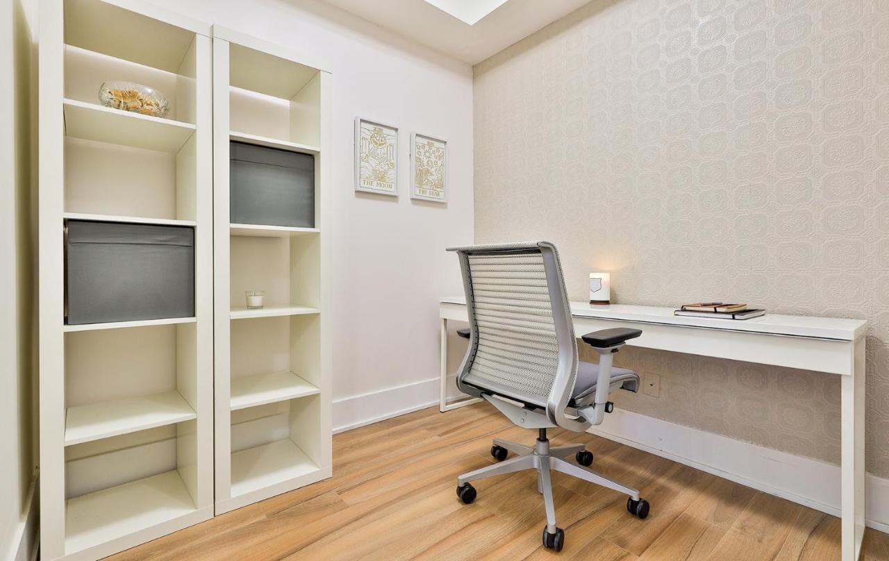 Luxury Condo Prime Location Toronto Extérieur photo